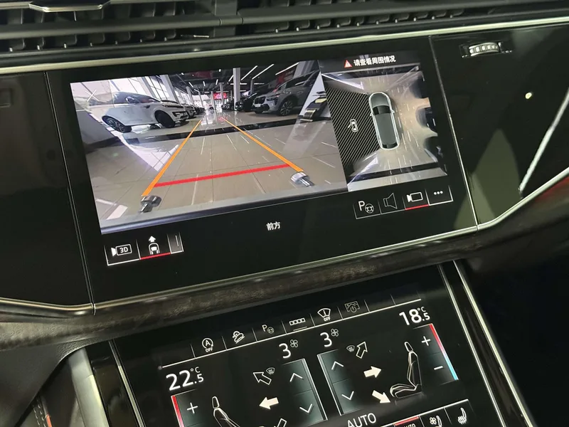 Audi Q8 2024 55 TFSI Deluxe Dynamic interior photo 14 Audi Q8 2024 55 TFSI Deluxe Dynamic interior photo 14
