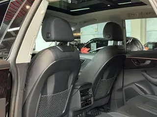 Audi Q8 2024 55 TFSI Deluxe Dynamic interior photo 18 Audi Q8 2024 55 TFSI Deluxe Dynamic interior photo 18