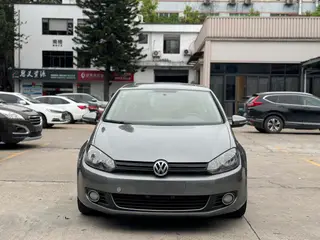 Volkswagen Golf 2012 1.6 Manual Comfort exterior photo 2 Volkswagen Golf 2012 1.6 Manual Comfort exterior photo 2
