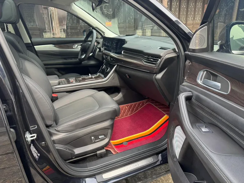 Exeed VX 2021 400T Four-wheel drive star shine Pro version interior photo 17 Exeed VX 2021 400T Four-wheel drive star shine Pro version interior photo 17
