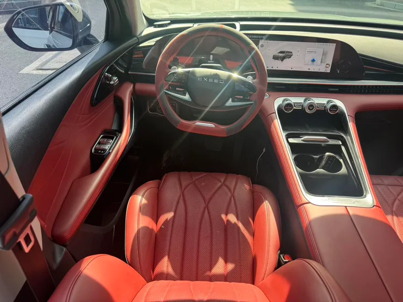 Exeed RX 2023 400T Two-wheel Drive Premium Flying Fish Edition interior photo 13 Exeed RX 2023 400T Two-wheel Drive Premium Flying Fish Edition interior photo 13