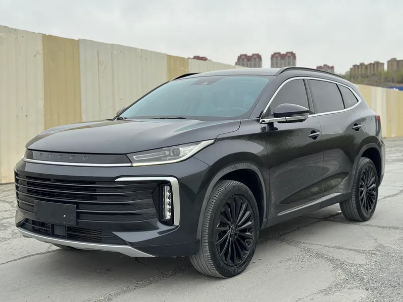 Exeed Lingyun 2021 400T Two-Drive Star Edition exterior photo 1 Exeed Lingyun 2021 400T Two-Drive Star Edition exterior photo 1