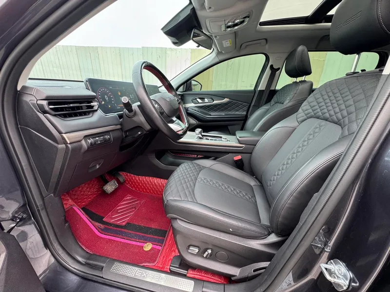 Exeed Lingyun 2021 400T Two-Drive Star Edition exterior photo 4 Exeed Lingyun 2021 400T Two-Drive Star Edition exterior photo 4