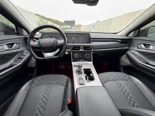 Exeed Lingyun 2021 400T Two-Drive Star Edition interior photo 6 Exeed Lingyun 2021 400T Two-Drive Star Edition interior photo 6