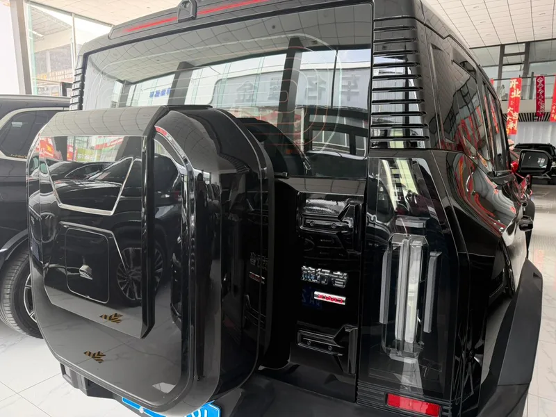 Jetour T2 2023 2.0TD Four-wheel drive Time travel PRO interior photo 17 Jetour T2 2023 2.0TD Four-wheel drive Time travel PRO interior photo 17