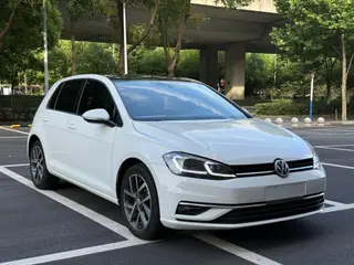 Volkswagen Golf 2019 280TSI DSG Luxury type Country VI exterior photo 3 Volkswagen Golf 2019 280TSI DSG Luxury type Country VI exterior photo 3