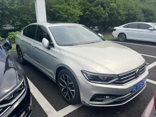 Volkswagen Magotan 2020 330TSI DSG Leading Type exterior photo 2 Volkswagen Magotan 2020 330TSI DSG Leading Type exterior photo 2