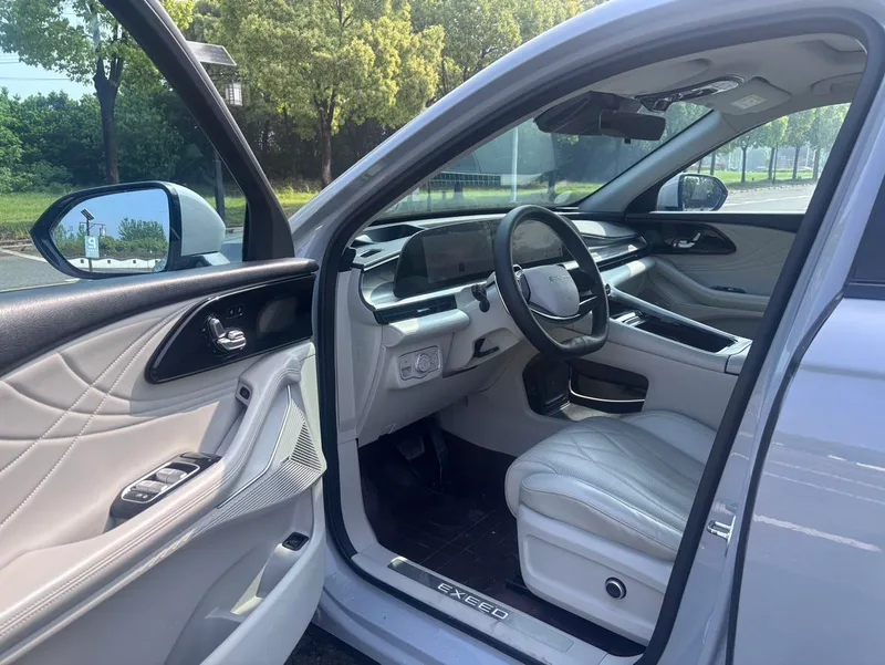 Exeed RX 2023 400T Four-wheel drive luxury edition exterior photo 4 Exeed RX 2023 400T Four-wheel drive luxury edition exterior photo 4
