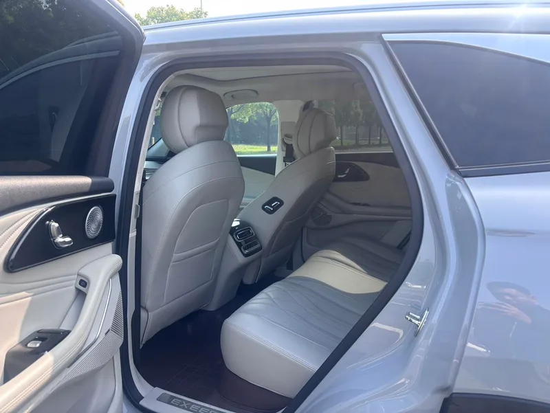 Exeed RX 2023 400T Four-wheel drive luxury edition exterior photo 5 Exeed RX 2023 400T Four-wheel drive luxury edition exterior photo 5