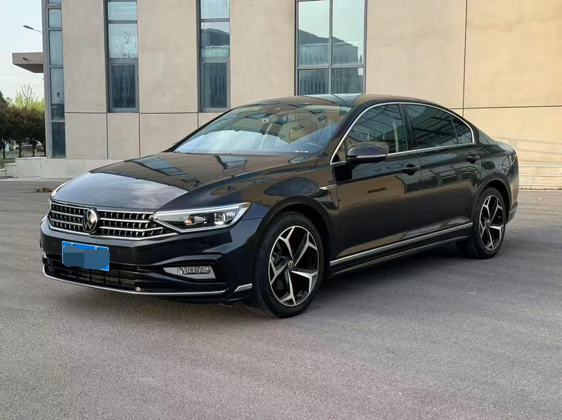Volkswagen Magotan 2023 200 Ten thousand commemorative edition 330TSI DSG Leading Type exterior photo 1 Volkswagen Magotan 2023 200 Ten thousand commemorative edition 330TSI DSG Leading Type exterior photo 1
