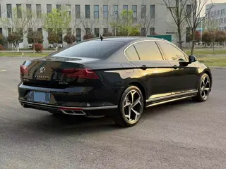 Volkswagen Magotan 2023 200 Ten thousand commemorative edition 330TSI DSG Leading Type exterior photo 5 Volkswagen Magotan 2023 200 Ten thousand commemorative edition 330TSI DSG Leading Type exterior photo 5