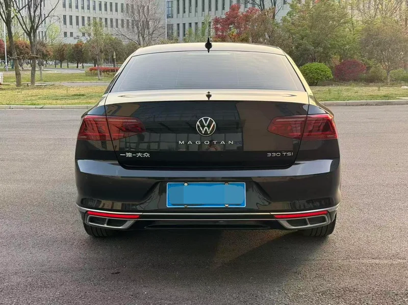 Volkswagen Magotan 2023 200 Ten thousand commemorative edition 330TSI DSG Leading Type exterior photo 6 Volkswagen Magotan 2023 200 Ten thousand commemorative edition 330TSI DSG Leading Type exterior photo 6