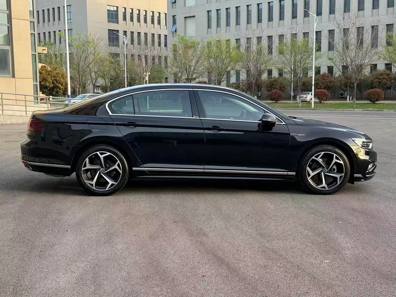 Volkswagen Magotan 2023 200 Ten thousand commemorative edition 330TSI DSG Leading Type interior photo 10 Volkswagen Magotan 2023 200 Ten thousand commemorative edition 330TSI DSG Leading Type interior photo 10