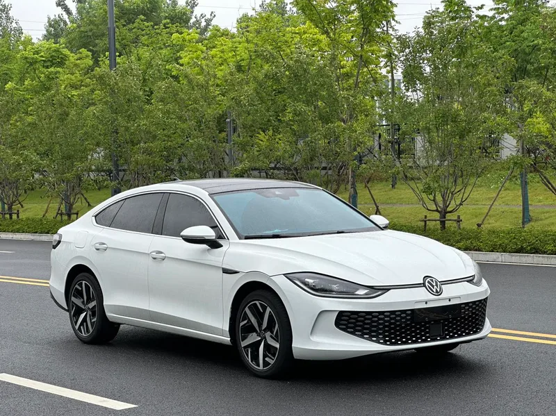 Volkswagen Lamando 2023 Lamando L 280TSI DSG Versión picante exterior foto 3 Volkswagen Lamando 2023 Lamando L 280TSI DSG Versión picante exterior foto 3