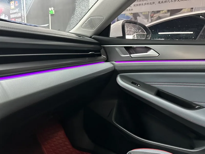 Volkswagen Lamando 2023 Lamando L 280TSI DSG Versión picante interior foto 15 Volkswagen Lamando 2023 Lamando L 280TSI DSG Versión picante interior foto 15