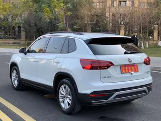 Volkswagen Tayron 2020 280TSI Удобная версия экстерьер фото 4 Volkswagen Tayron 2020 280TSI Удобная версия экстерьер фото 4