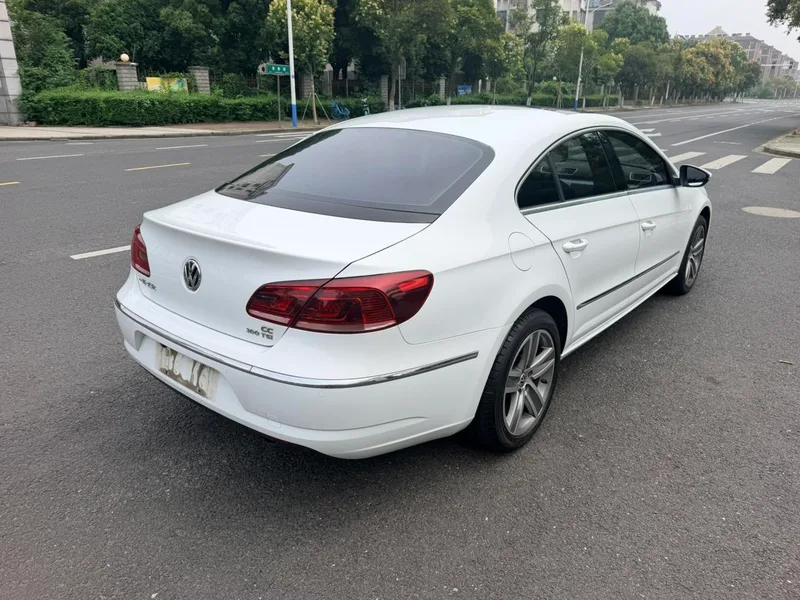 Volkswagen CC 2016 1.8TSI Acabado premium exterior foto 5 Volkswagen CC 2016 1.8TSI Acabado premium exterior foto 5