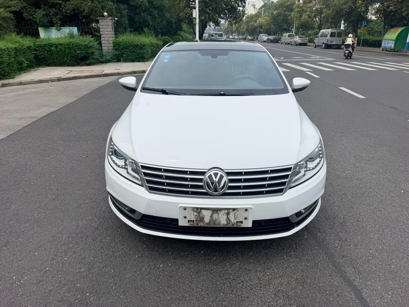 Volkswagen CC 2016 1.8TSI Acabado premium interior foto 9 Volkswagen CC 2016 1.8TSI Acabado premium interior foto 9