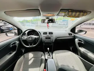 Volkswagen Polo 2014 1.6L Automatic 30 Anniversary Edition interior photo 12 Volkswagen Polo 2014 1.6L Automatic 30 Anniversary Edition interior photo 12