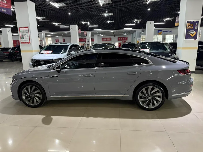 Volkswagen CC 2021 380TSI Versión llamativa interior foto 11 Volkswagen CC 2021 380TSI Versión llamativa interior foto 11