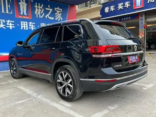 Volkswagen Teramont 2019 330TSI Version de luxe à deux roues motrices État VI intérieur photo 11 Volkswagen Teramont 2019 330TSI Version de luxe à deux roues motrices État VI intérieur photo 11