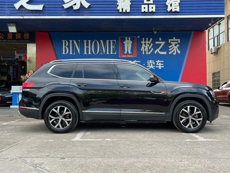 Volkswagen Teramont 2019 330TSI Version de luxe à deux roues motrices État VI intérieur photo 12 Volkswagen Teramont 2019 330TSI Version de luxe à deux roues motrices État VI intérieur photo 12