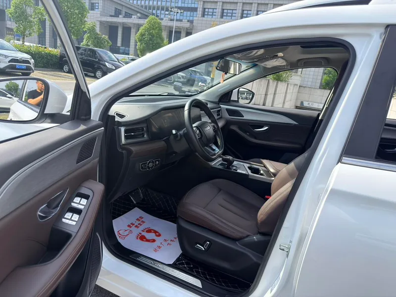 Jetour X90 PLUS 2023 Restyling 1.6TD DCT Villa interior photo 8 Jetour X90 PLUS 2023 Restyling 1.6TD DCT Villa interior photo 8