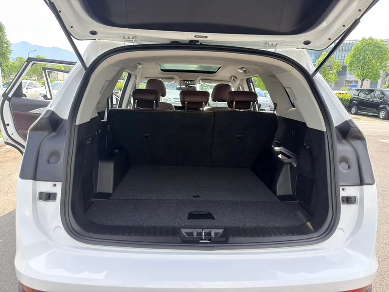 Jetour X90 PLUS 2023 Restyling 1.6TD DCT Villa interior photo 14 Jetour X90 PLUS 2023 Restyling 1.6TD DCT Villa interior photo 14