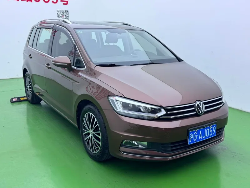 Volkswagen Touan L 2016 330TSI Versión de lujo automática exterior foto 2 Volkswagen Touan L 2016 330TSI Versión de lujo automática exterior foto 2