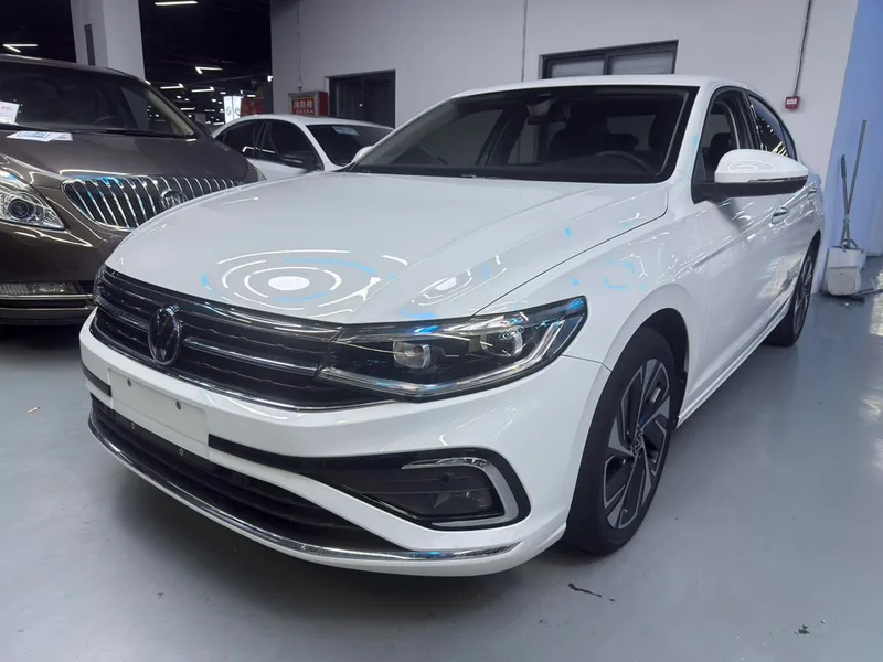 Volkswagen Bora 2023 200TSI DSG Sabiduría PRO Edición exterior foto 1 Volkswagen Bora 2023 200TSI DSG Sabiduría PRO Edición exterior foto 1