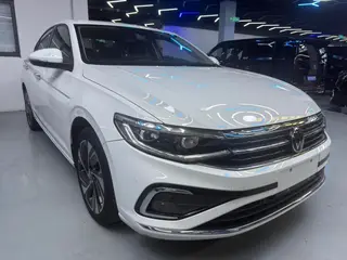 Volkswagen Bora 2023 200TSI DSG Sabiduría PRO Edición exterior foto 3 Volkswagen Bora 2023 200TSI DSG Sabiduría PRO Edición exterior foto 3