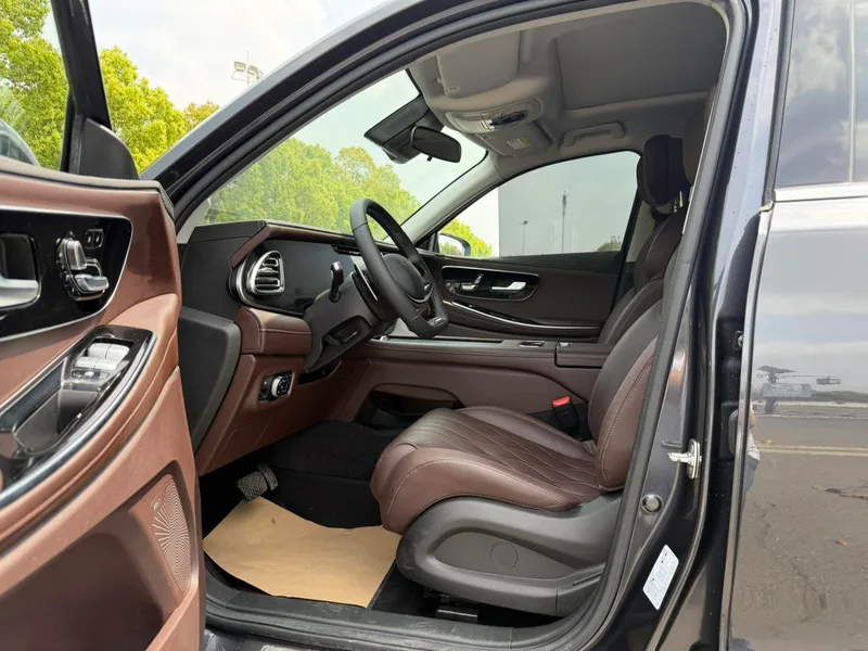 Exeed VX 2023 2.0T Звезда полного привода Семь мест интерьер фото 8 Exeed VX 2023 2.0T Звезда полного привода Семь мест интерьер фото 8