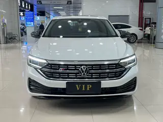 Volkswagen Sagitar 2024 300TSI DSG Versión más allá exterior foto 3 Volkswagen Sagitar 2024 300TSI DSG Versión más allá exterior foto 3