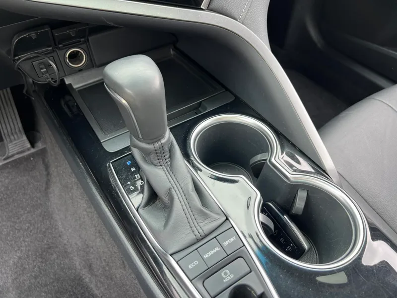 Toyota Camry 2018 2.5S Versión de Fengshang interior foto 18 Toyota Camry 2018 2.5S Versión de Fengshang interior foto 18