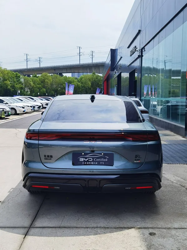 BYD Han L 2025 DM-p 180KM Four-wheel drive lidar flagship exterior photo 5