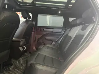 Geely Cowboy 2025 1.5TD Tide Play Edition interior photo 6 Geely Cowboy 2025 1.5TD Tide Play Edition interior photo 6