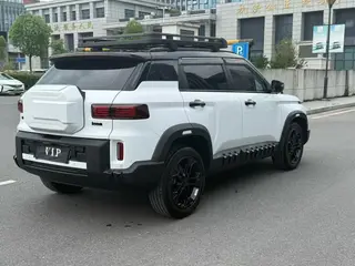 Geely Cowboy 2025 1.5TD Tide Play Edition interior photo 9 Geely Cowboy 2025 1.5TD Tide Play Edition interior photo 9