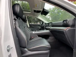 Chery Tiggo 9 2023 2.0T DCT Two-wheel drive luxury edition 5 seat interior photo 16 Chery Tiggo 9 2023 2.0T DCT Two-wheel drive luxury edition 5 seat interior photo 16