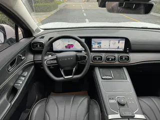 Chery Tiggo 9 2023 2.0T DCT Two-wheel drive luxury edition 5 seat interior photo 18 Chery Tiggo 9 2023 2.0T DCT Two-wheel drive luxury edition 5 seat interior photo 18