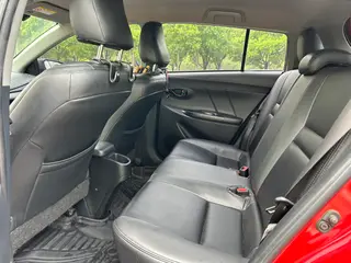 Toyota Yaris L 2021 1.5L CVT Version leader extérieur photo 5