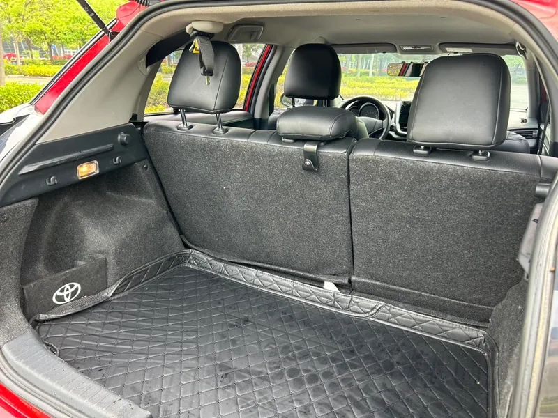 Toyota Yaris L 2021 1.5L CVT Version leader intérieur photo 7