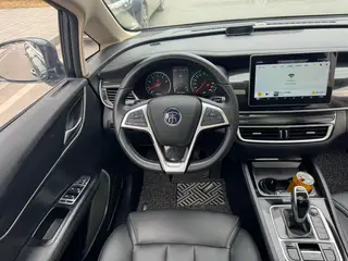 BYD Song MAX 2019 1.5T Automatic Zhilian Ruiyi Skylight 7 seat Country VI interior photo 13 BYD Song MAX 2019 1.5T Automatic Zhilian Ruiyi Skylight 7 seat Country VI interior photo 13