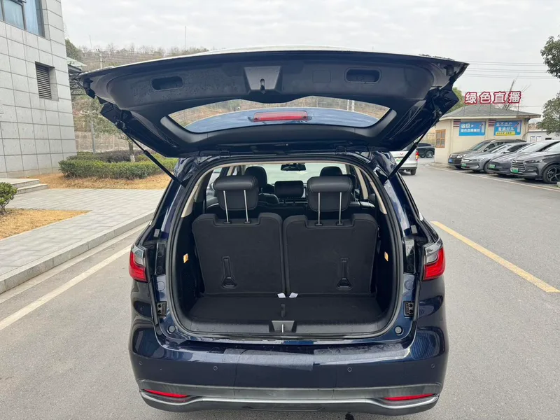 BYD Song MAX 2019 1.5T Automatic Zhilian Ruiyi Skylight 7 seat Country VI interior photo 15 BYD Song MAX 2019 1.5T Automatic Zhilian Ruiyi Skylight 7 seat Country VI interior photo 15