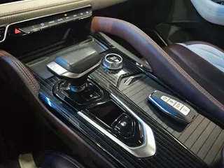 Geely Monjaro 2021 2.0TD DCT EVO Two-wheel-drive Zhizun type interior photo 12 Geely Monjaro 2021 2.0TD DCT EVO Two-wheel-drive Zhizun type interior photo 12