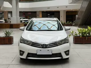 Toyota Corolla 2014 1.6L CVT GL-i extérieur photo 2 Toyota Corolla 2014 1.6L CVT GL-i extérieur photo 2