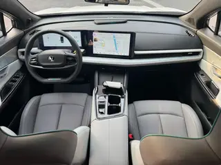 Changan UNI-T 2023 Second generation 1.5T Premium Trim exterior photo 5 Changan UNI-T 2023 Second generation 1.5T Premium Trim exterior photo 5
