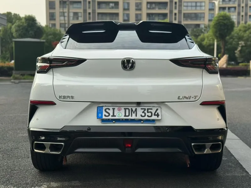 Changan UNI-T 2023 Second generation 1.5T Premium Trim interior photo 8 Changan UNI-T 2023 Second generation 1.5T Premium Trim interior photo 8