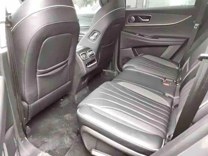 Chery Tiggo 9 2023 2.0T AT Four-wheel drive to the perfect version 5 seat exterior photo 5 Chery Tiggo 9 2023 2.0T AT Four-wheel drive to the perfect version 5 seat exterior photo 5