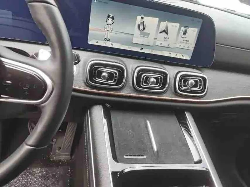 Chery Tiggo 9 2023 2.0T AT Four-wheel drive to the perfect version 5 seat interior photo 7 Chery Tiggo 9 2023 2.0T AT Four-wheel drive to the perfect version 5 seat interior photo 7