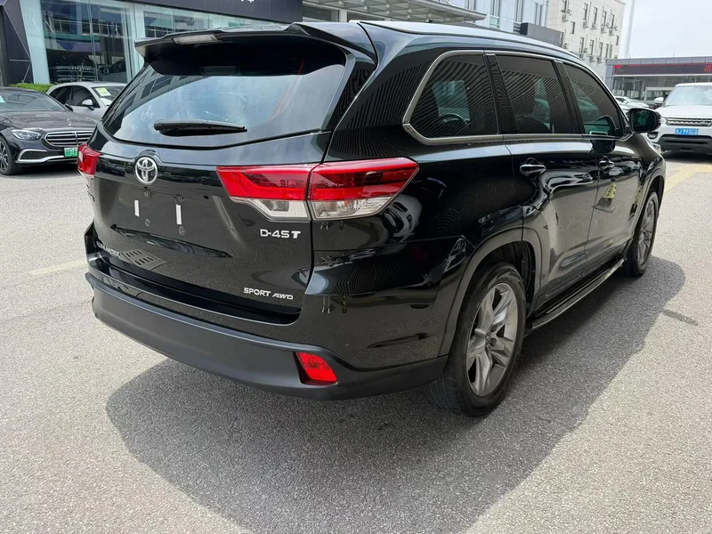 Toyota Highlander 2018 2.0T Four-wheel drive deluxe edition 7 seat Country VI exterior photo 4 Toyota Highlander 2018 2.0T Four-wheel drive deluxe edition 7 seat Country VI exterior photo 4